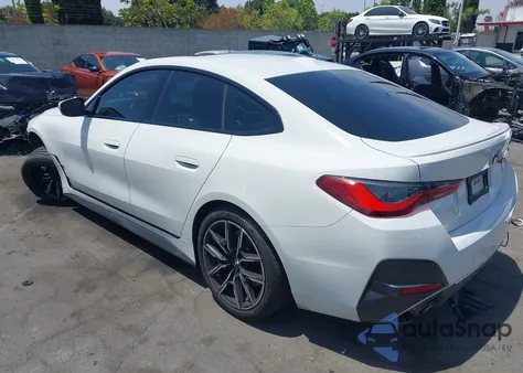 2022 BMW 430I Gran Coupe z USA, uszkodzony, nr VIN WBA63AV03NFM76468